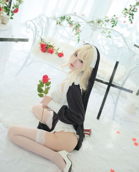 日本奶妇挤奶水视频_高清高清在线观看