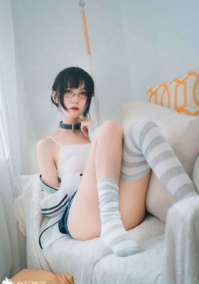 亲戚弟弟_HD免费播放