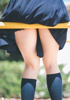 学生女初次夜情电影_剧情片超清免费观看