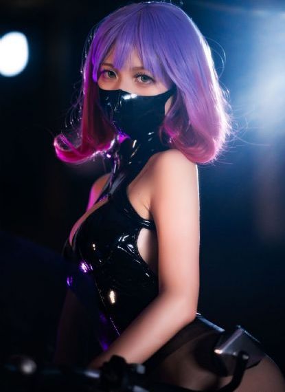 向魔王伊布罗贾现身吧吗_JVID性感写真
