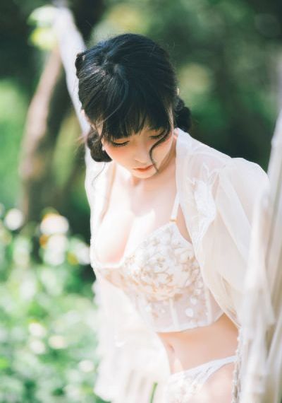 电影《纳粹女兵》播放_DVD完整在线观看